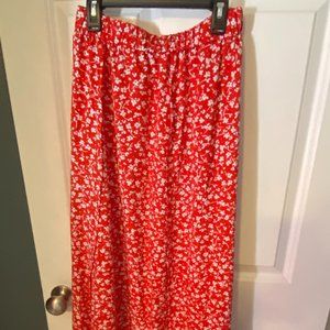 Juniors Sheen Red with White flowers skirt-Small